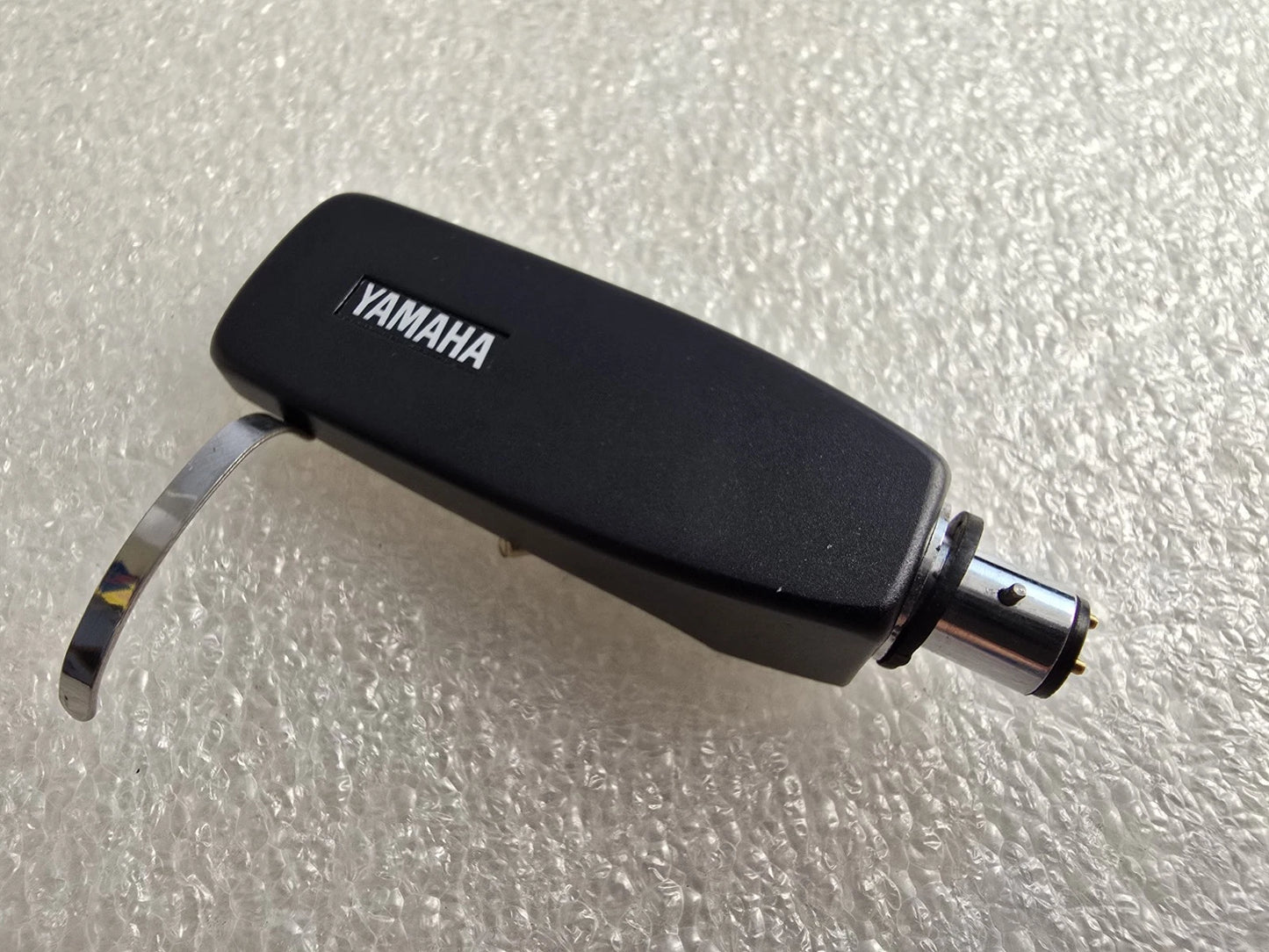 YAMAHA HS-600S Headshell shell. 13.9 g