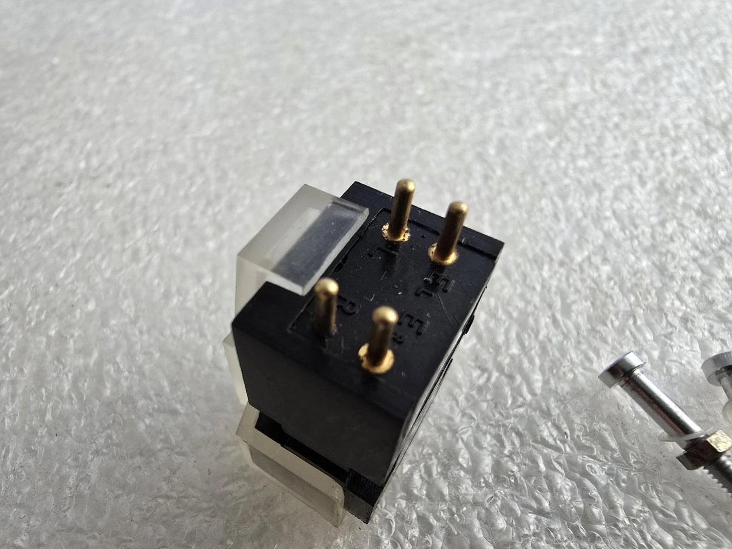 Denon DL-103 MC Cartridge – Needs New Stylus +Cover