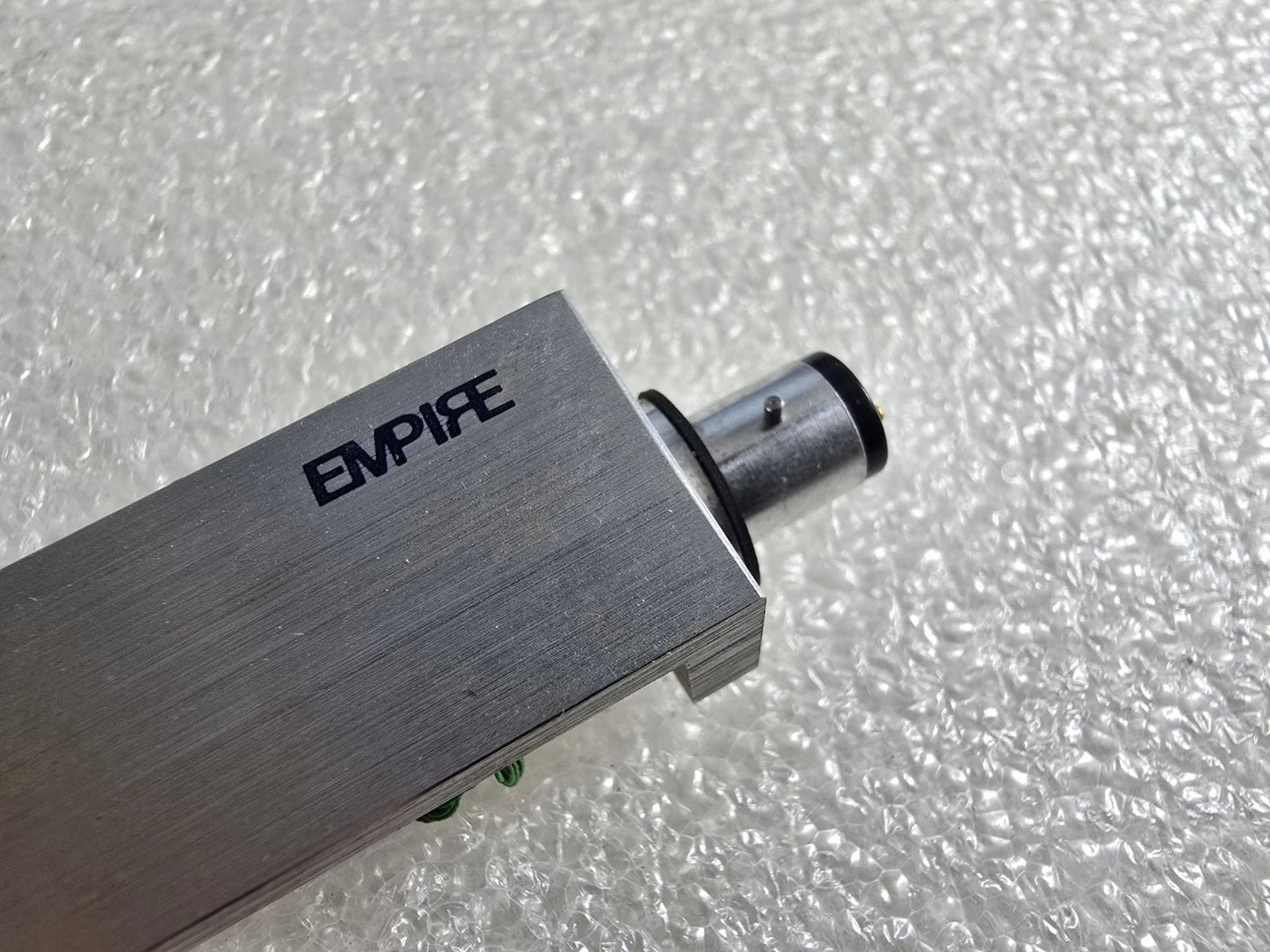 (Rare) Empire Headshell Grey. Excellent Condition