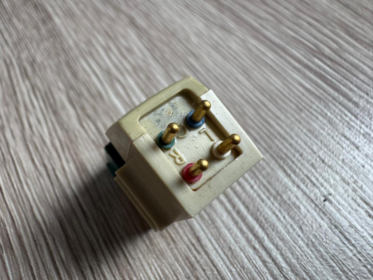 Technics EPC-270CII Gold Cartridge Stylus Bent