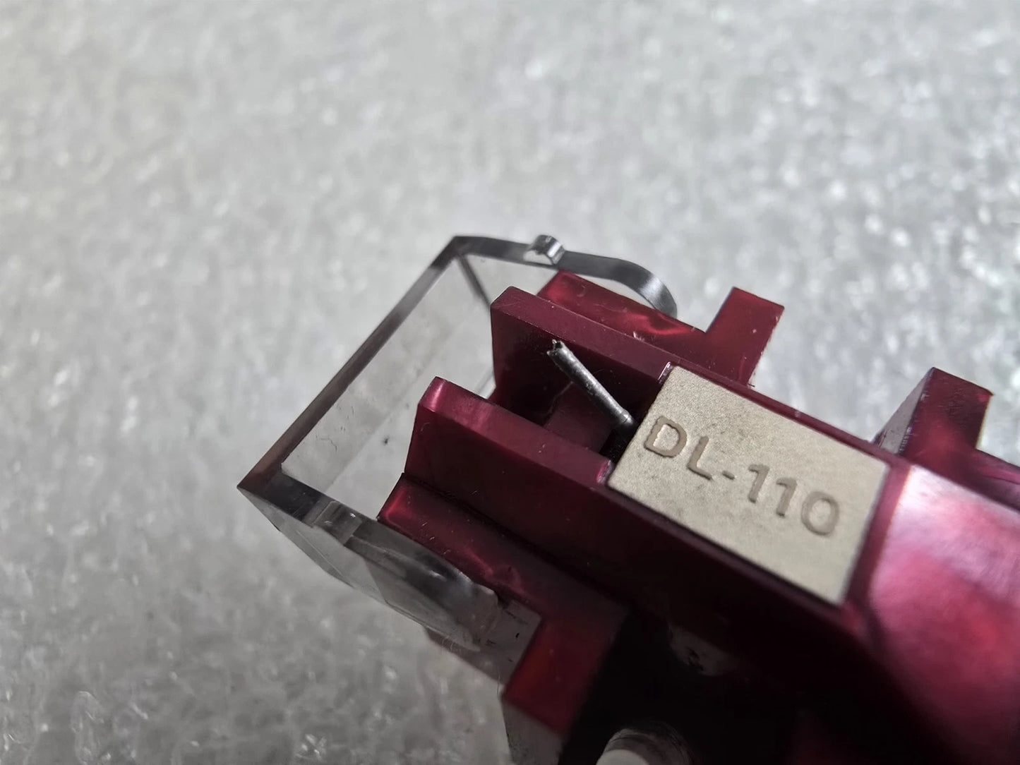 Denon DL-110 Cartridge . Needs Retip Stylus. Tested & Works