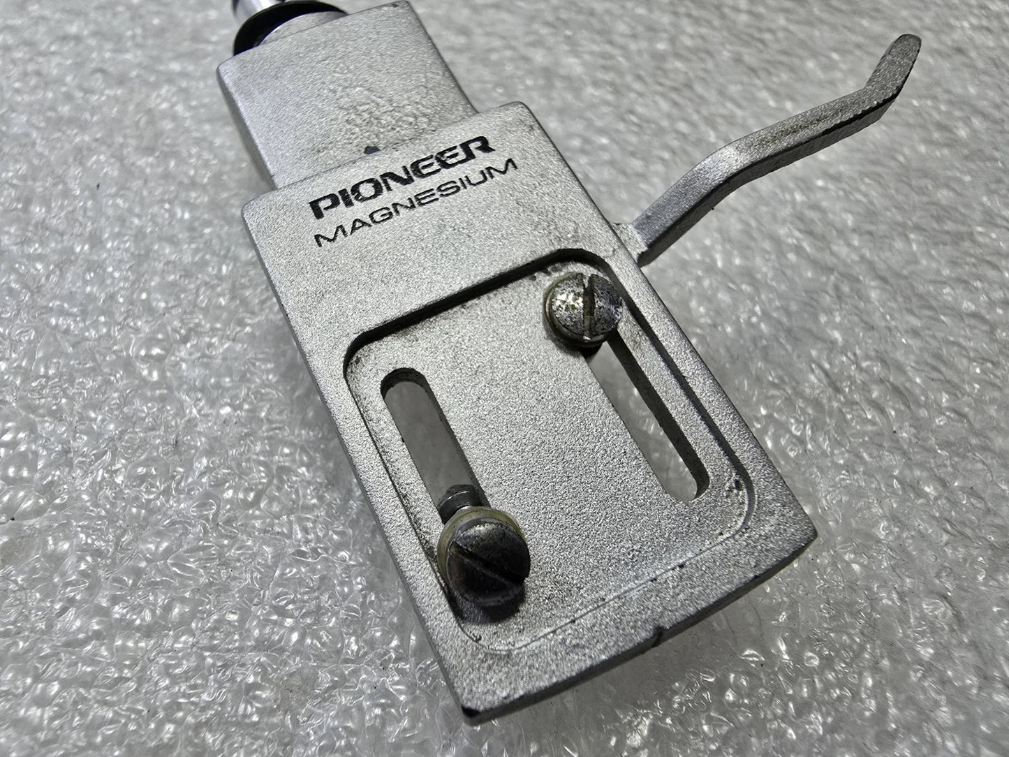 Pioneer PL-630 Magnesium Headshell – Original Japan – Silver – Lightweight...