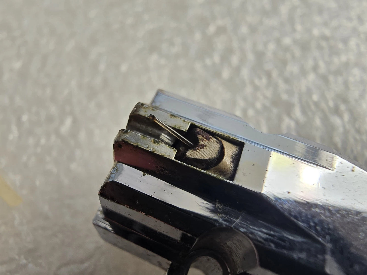 Rare Unknown Cartridge – Glassy Body – Sapphire Cantilever with Diamond Tip