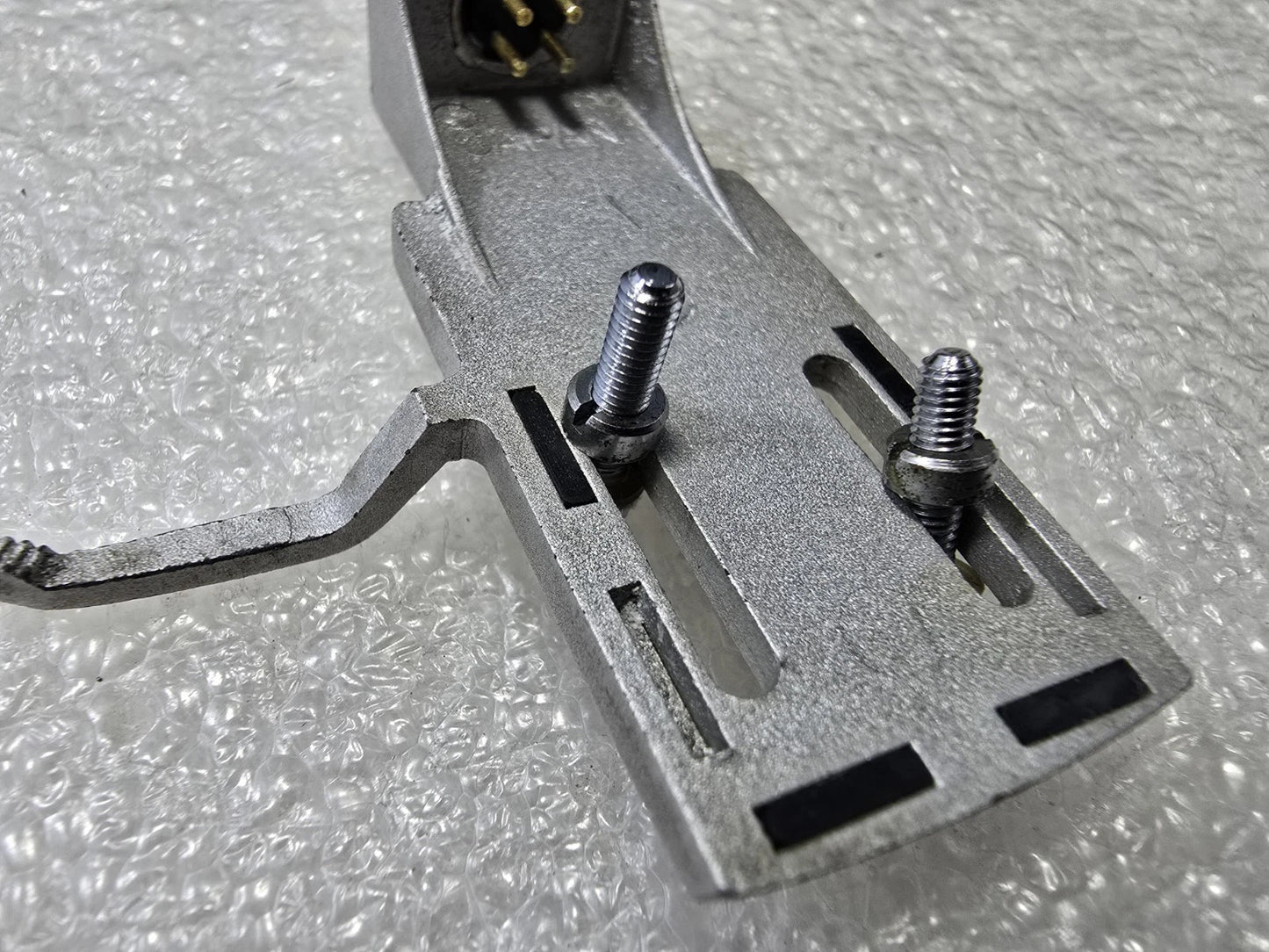 Pioneer PL-630 Magnesium Headshell – Original Japan – Silver – Lightweight...