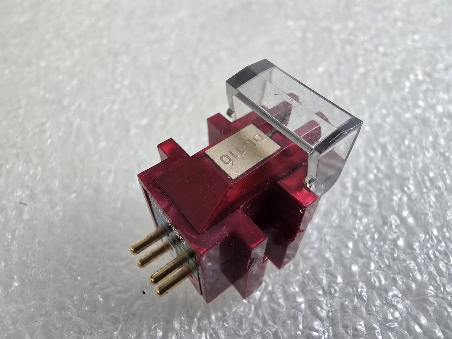 Denon DL-110 Cartridge . Needs Retip Stylus. Tested & Works