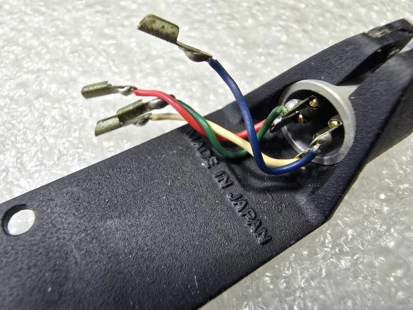 Sony SH-150 Headshell – Original Japan – Black Aluminum Body – Gold Pins –...