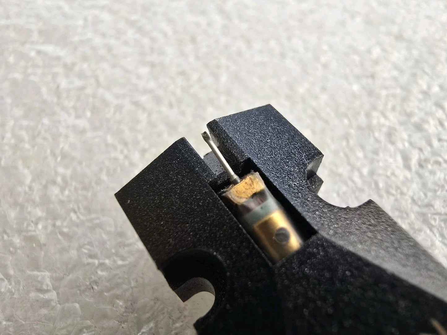 Denon DL-103LCII MC Cartridge with Original Stylus & Cover – Excellent Cond