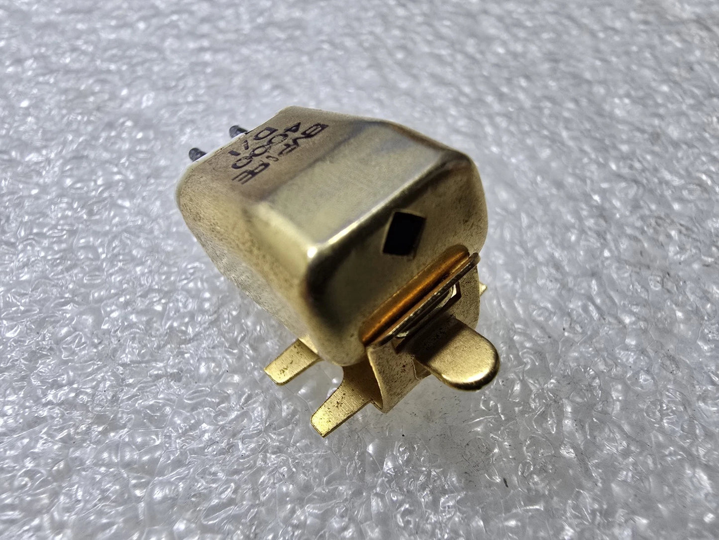 Empire 4000 D/I Cartridge – Needs Stylus – One Channel Not Working