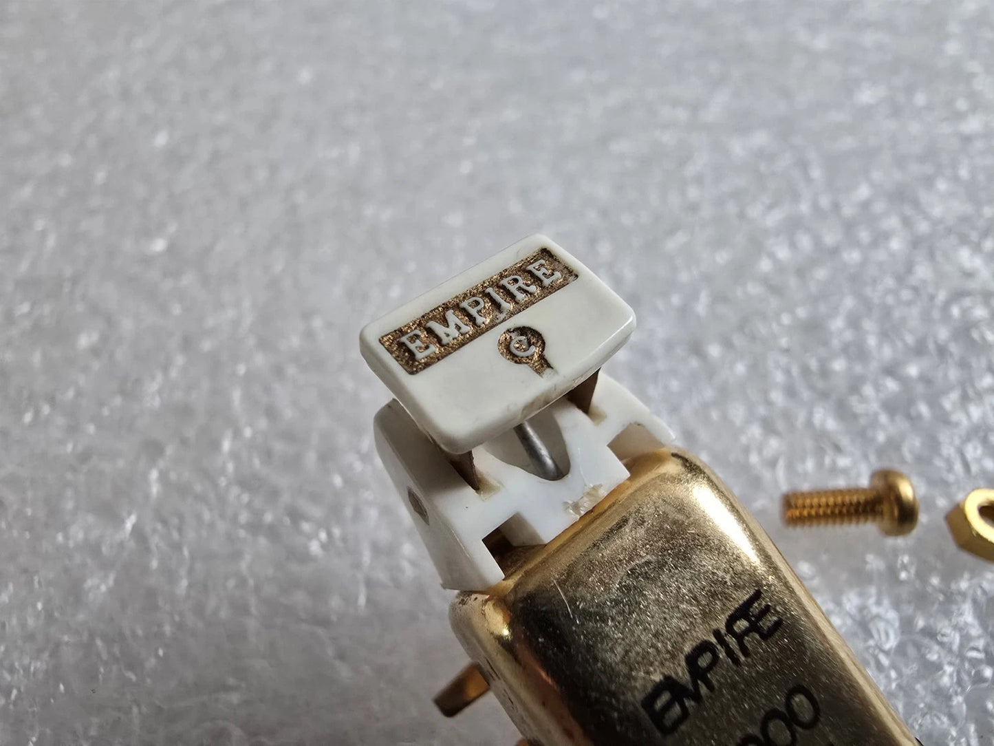Empire 4000 D/III Cartridge . Well Used Stylus But Is Working Well! Good Cond